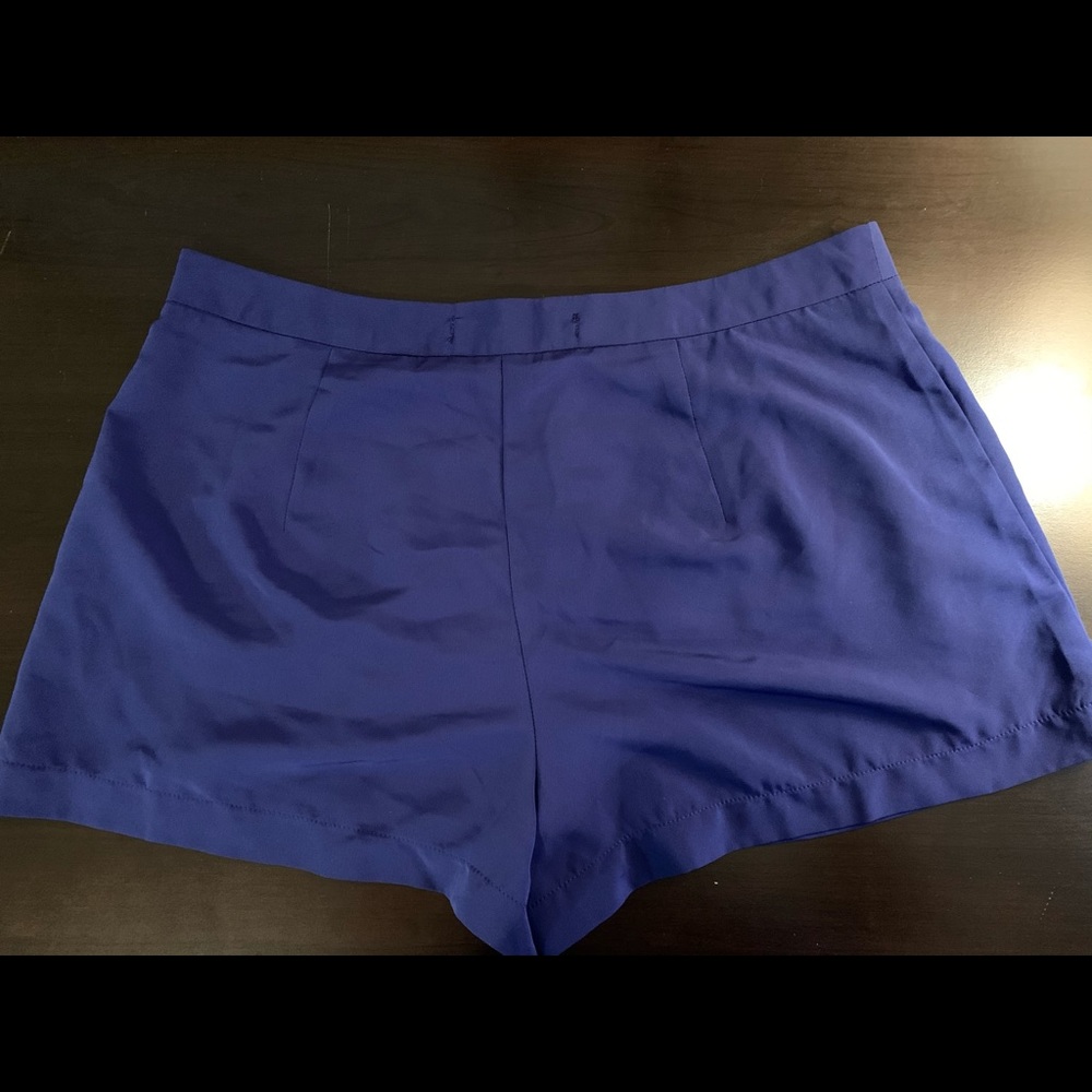 Royal blue stylish shorts